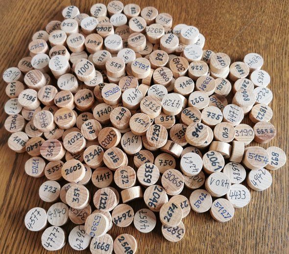 Ein Haufen Lottosteine